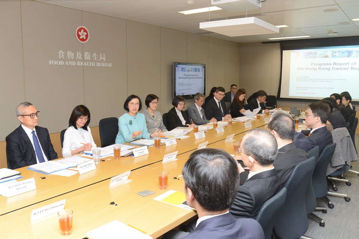 陈肇始主持癌症统委会会议