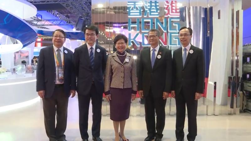 CE visits expo in Shanghai