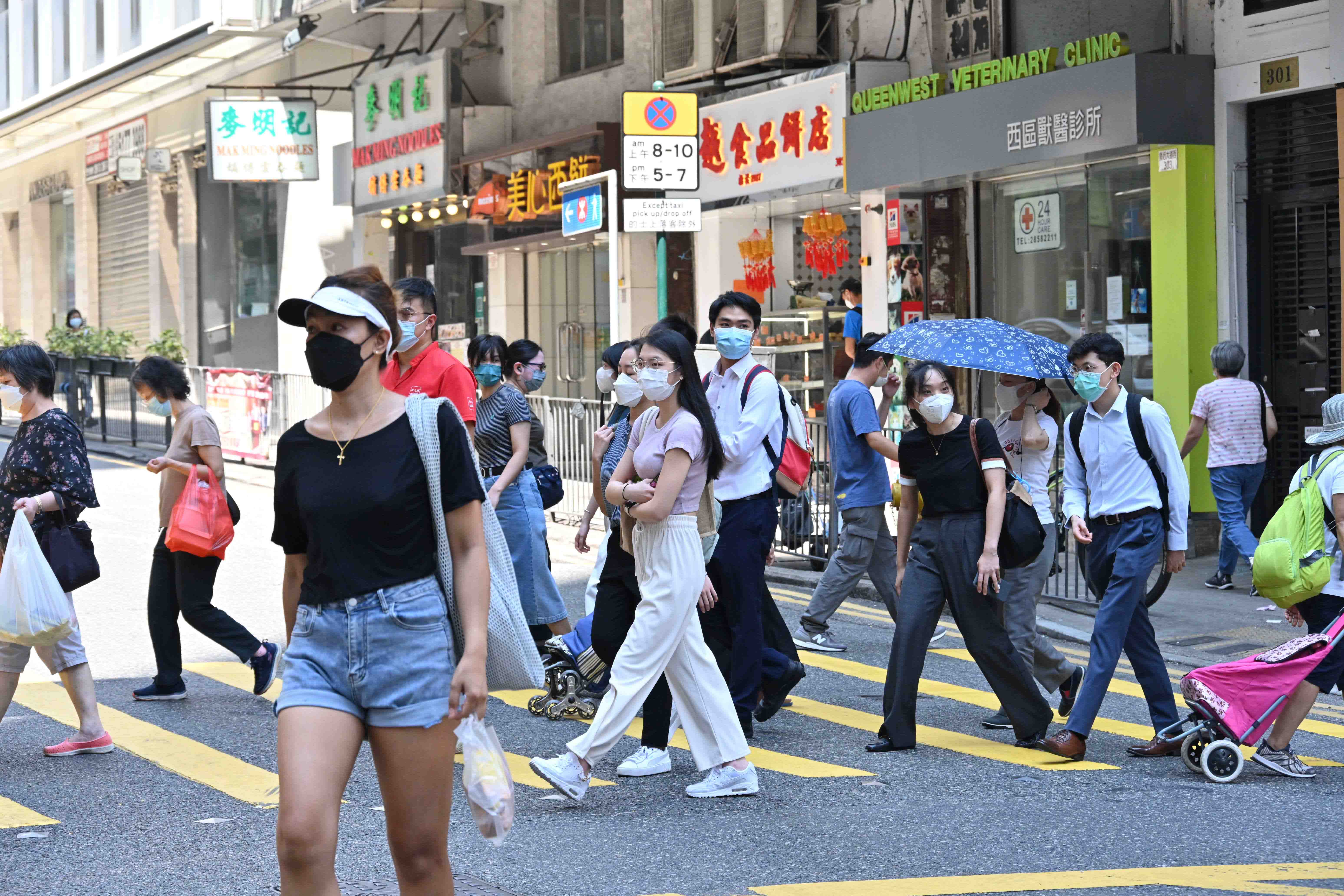 news.gov.hk Local COVID19 cases remain at 10k