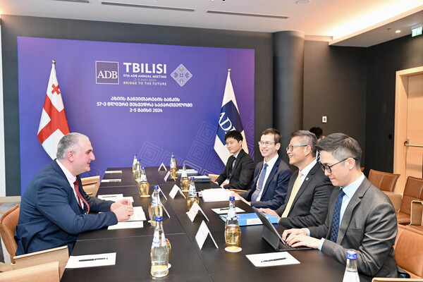 FS Meets with Georgian Finance Minister