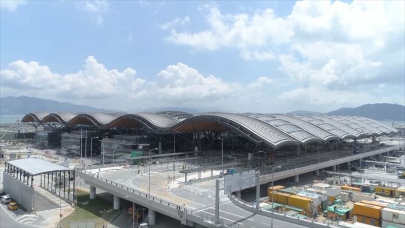 旅檢大樓設計顯特色