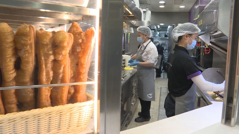 保就業計劃助餐飲企業支薪