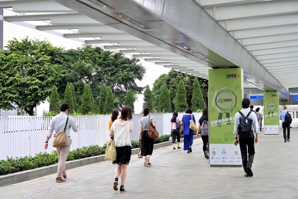 Re: [閒談] 明年調薪是不是没望了? (香港公務員)