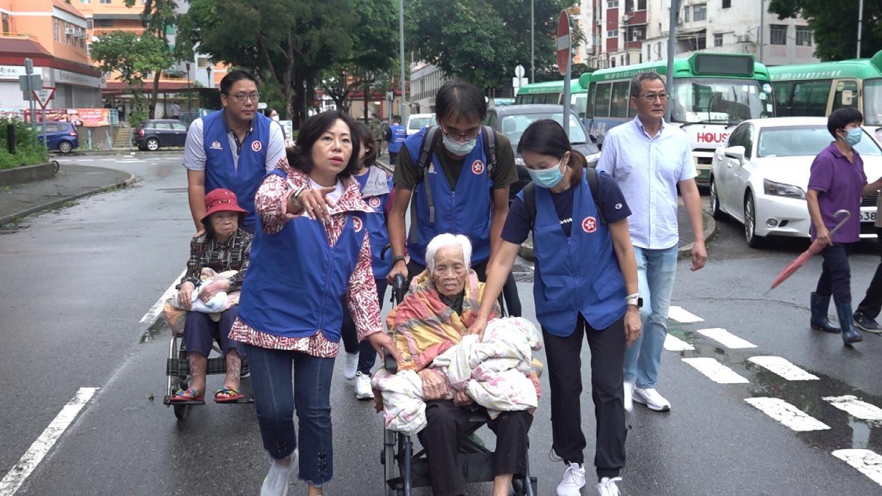 全政府動員級別進行颱風襲港善後