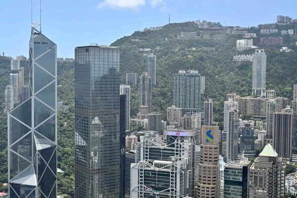 香港優勢多 內地企業紛投資