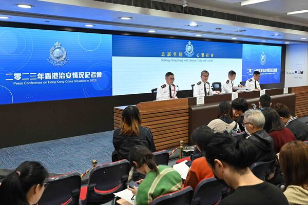 去年詐騙案近四萬宗