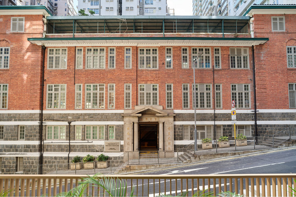 兩歷史建築列法定古蹟