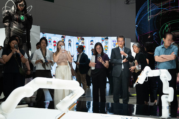 今年以來逾1370萬人次旅客訪港