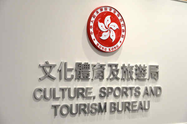 鍾景輝辭世 羅淑佩表哀悼