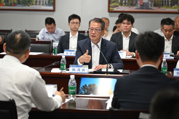 陳茂波訪西安探討加強合作