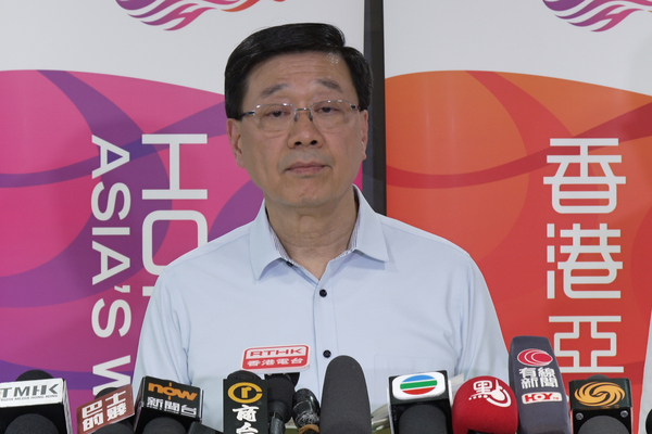 李家超：檢討管控危險狗隻法例