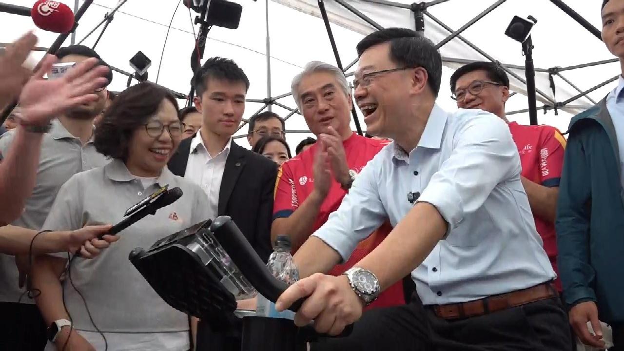 特首访深水埗听取施政报告意见