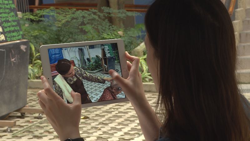 Tourists explore HK’s past with AR