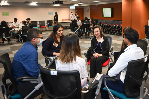 Ingrid Yeung meets student interns