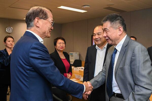 Fostering co-operation