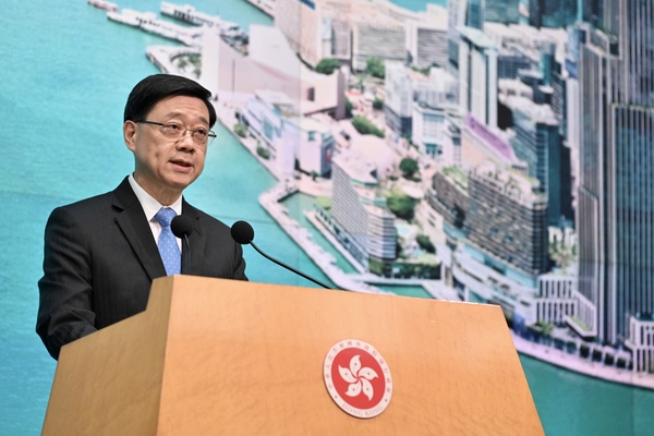 Govt refutes judge's comments