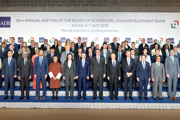 FS urges co-operation in Milan