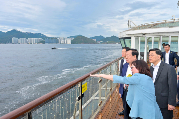Lamma tour