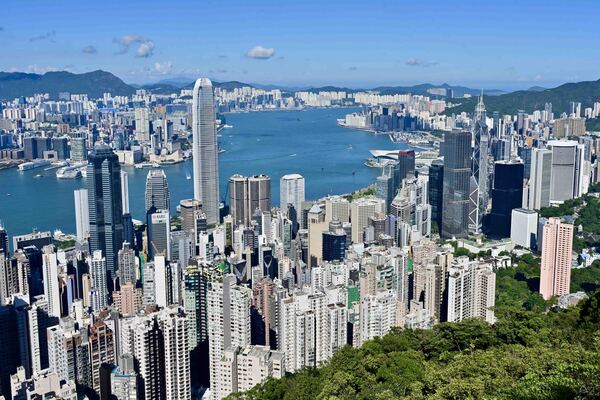 Greenhouse gas emissions fall again