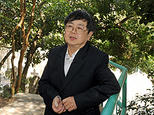 功不可沒: 古物諮詢委員會成員丁新豹表示,楊衢雲是辛亥革命前期非常重要的領導人物。 功不可沒: 古物諮詢委員會成員丁新豹表示,楊衢雲是辛亥革命前期非常重要的領導人物。