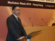 律政司司长袁国强