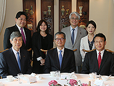 加强交流