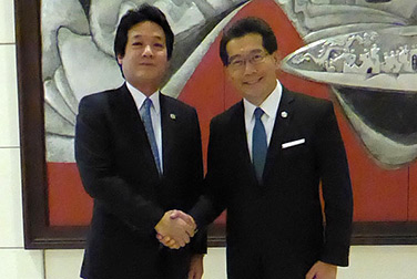 会面交流