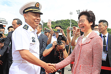 中国海军舰队访港