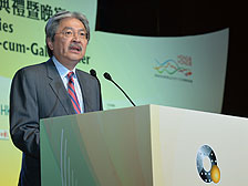 财政司司长曾俊华