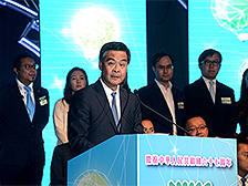 行政长官梁振英