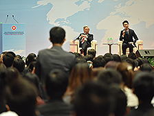 特首網誌：金立群與大學生對話