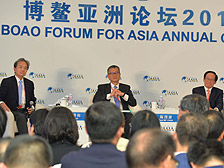 加入亚投行 更好参与基建