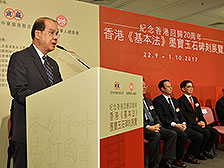 署理行政長官張建宗