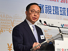 创新及科技局局长杨伟雄