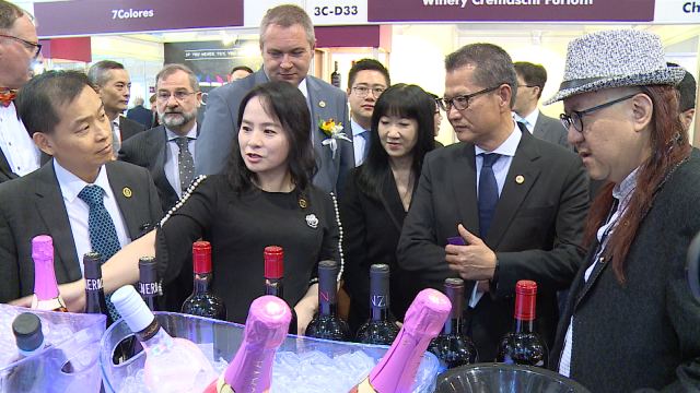 Video Image1
