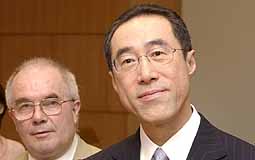 Mike Rowse, Henry Tang