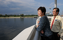 林鄭月娥參觀新加坡濱海堤壩