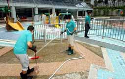 Cleansing of aquatic venues