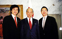 方志偉訪問日本官員