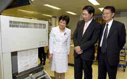 財經事務及庫務局局長馬時亨訪稅局