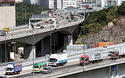 運輸業業務收益升17.6%
