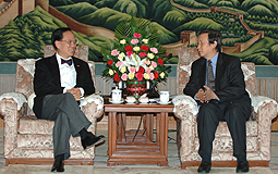 Donald Tsang and Ma Kai