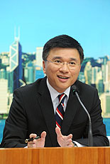 財經事務及庫務局局長陳家強