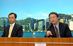 聂德权和曾浩辉介绍条例草案