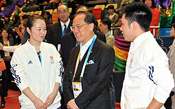 CE chats with table tennis players