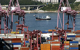 7月份葵青碼頭處理約127萬個標準櫃