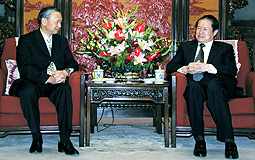 李少光