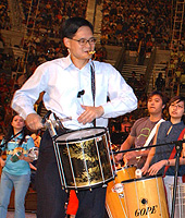 龍向榮